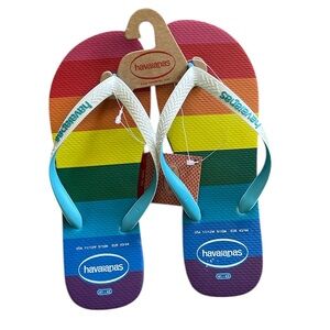 Havaianas NWT pride rainbow unisex flip flops